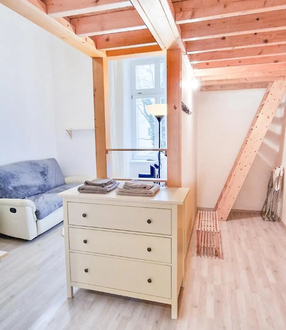 Cozy Karlin Loft City Center براغ